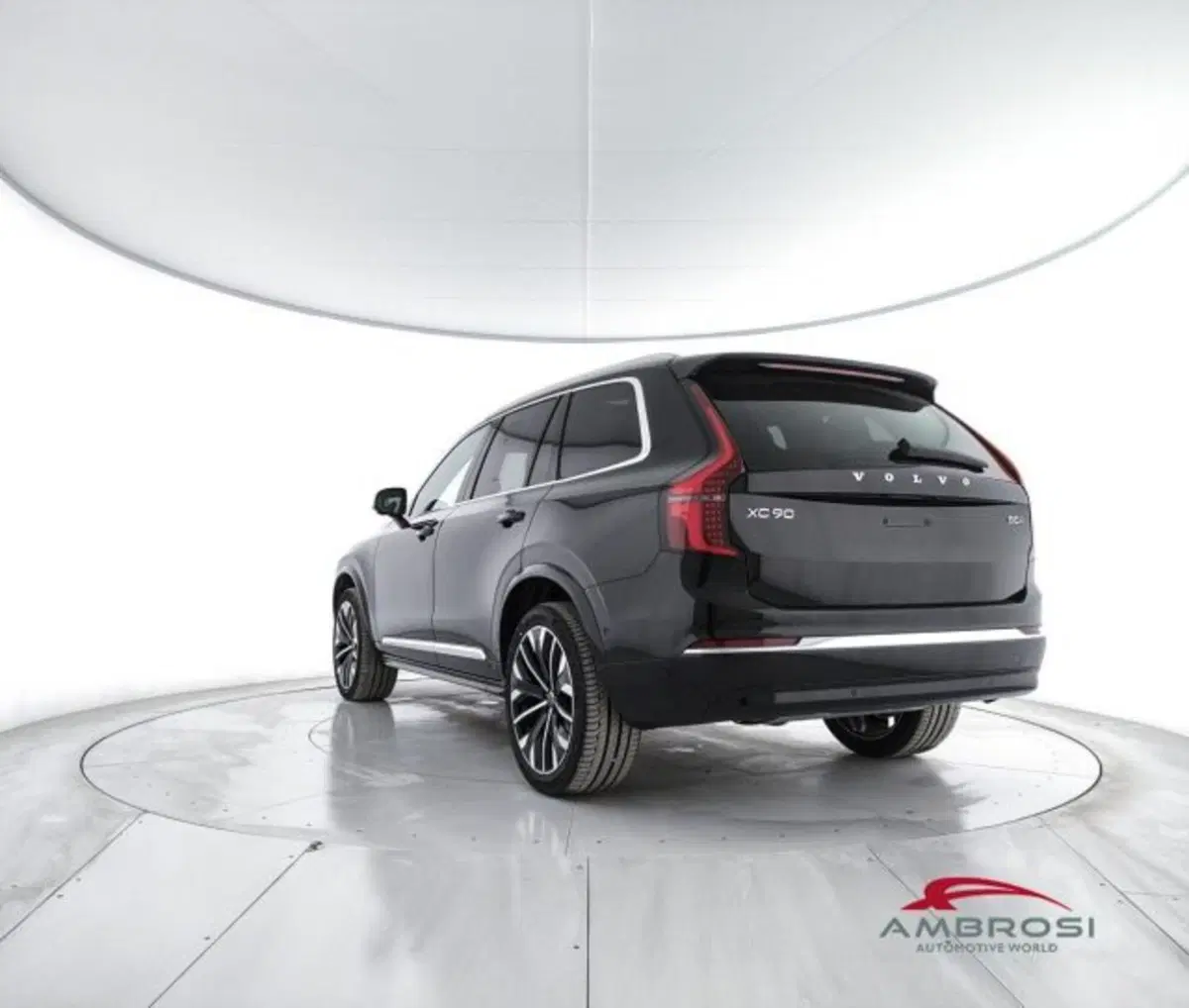 Volvo XC90 nuova a Perugia (4)