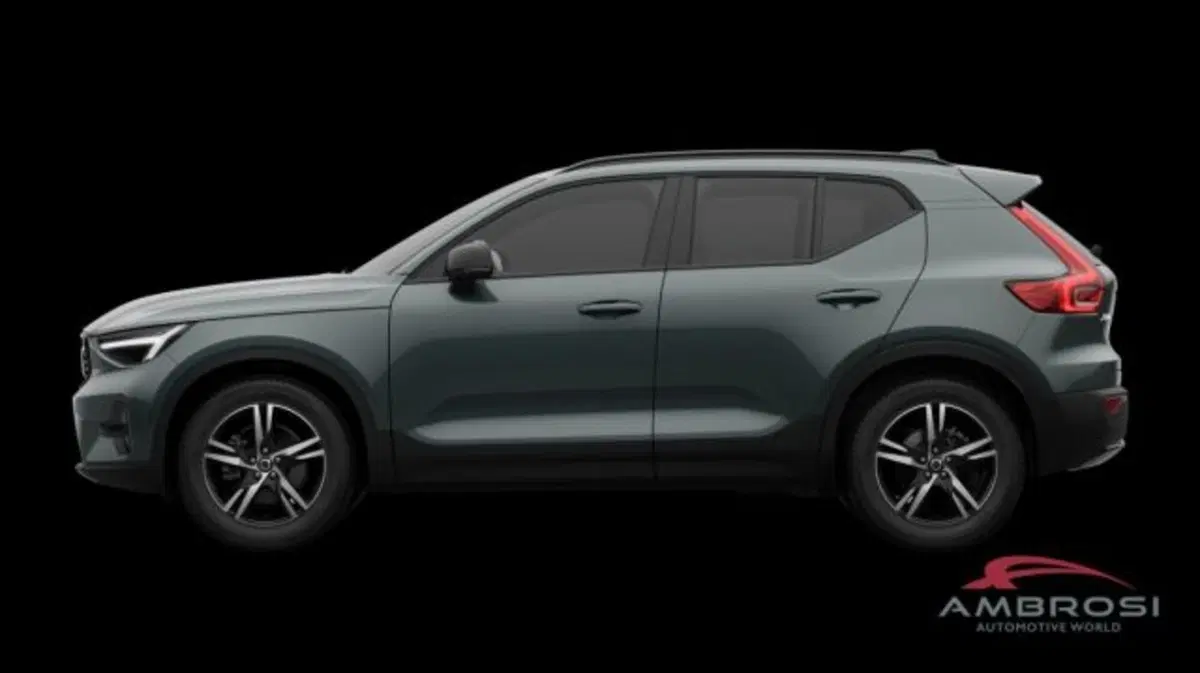 Volvo XC40 nuova a Perugia (2)