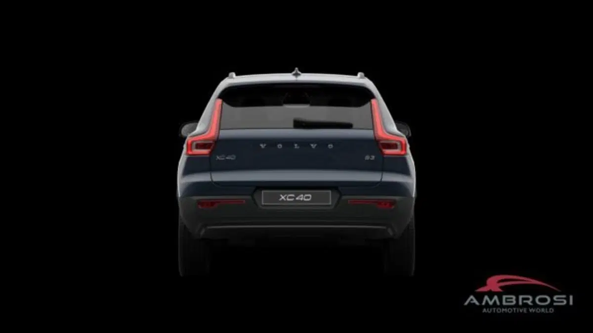 Volvo XC40 nuova a Perugia (4)