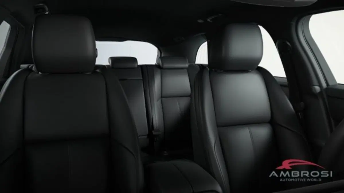 Land Rover Range Rover Velar nuova a Perugia (5)