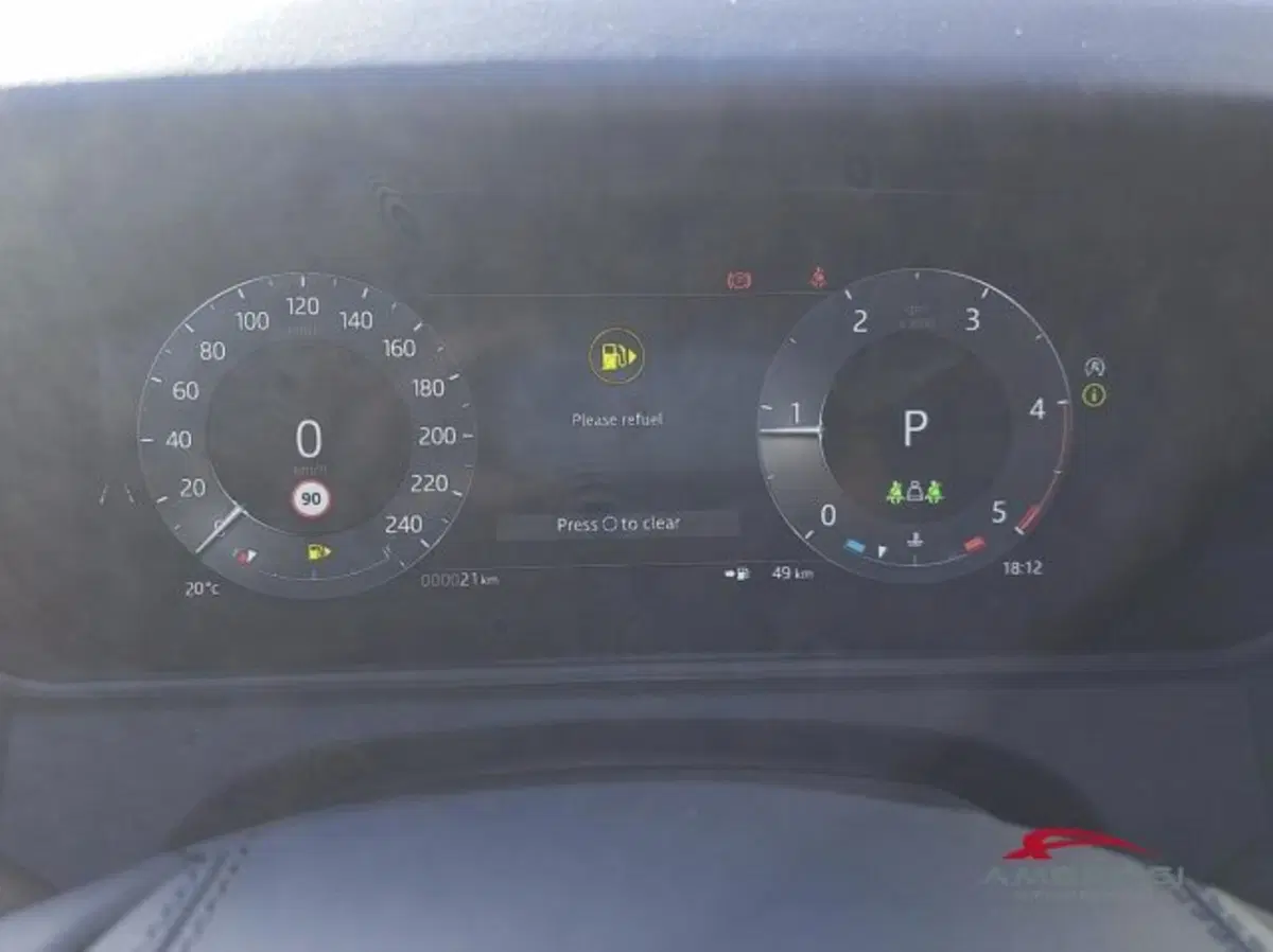 Land Rover Range Rover Velar nuova a Perugia (11)