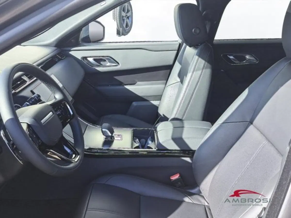 Land Rover Range Rover Velar nuova a Perugia (9)