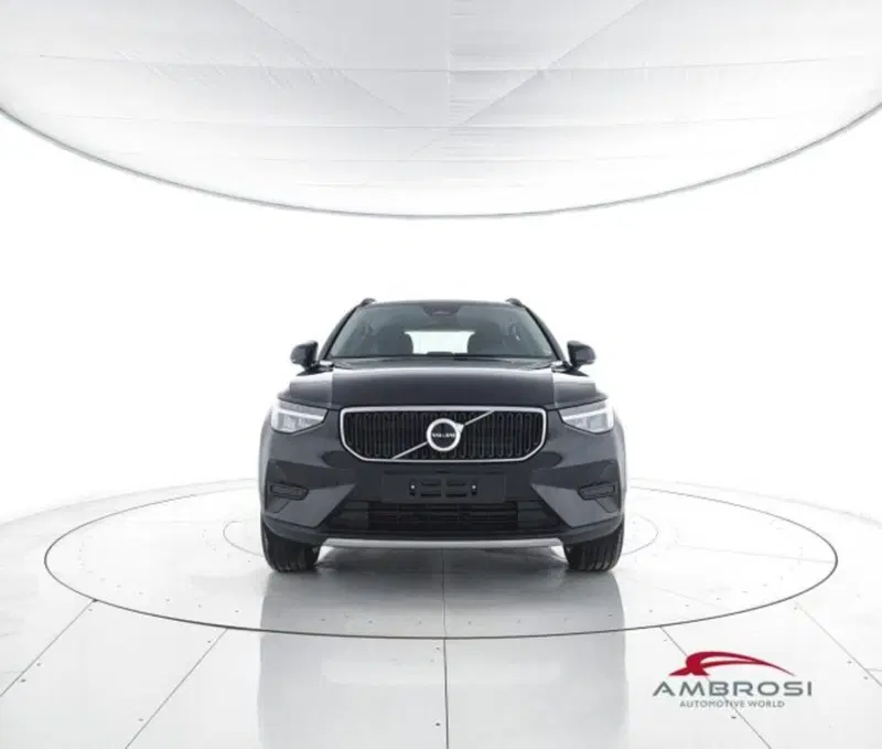 Volvo XC40 nuova a Perugia (5)