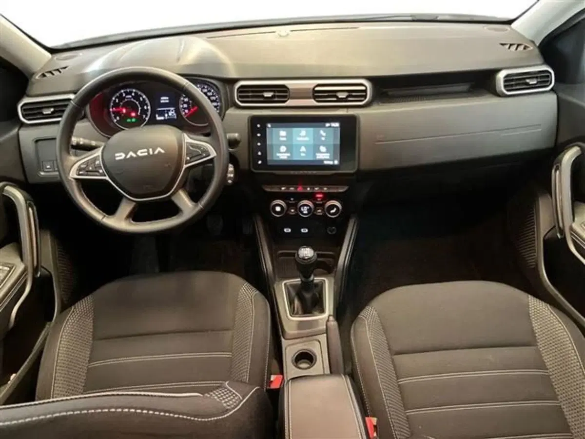 Dacia Duster usata a Como (10)