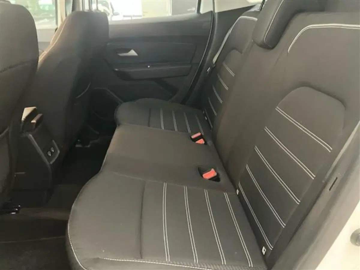 Dacia Duster usata a Como (13)