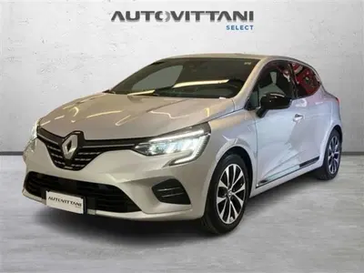Renault Clio 1.0 tce Techno 90cv del 2023 usata a Como