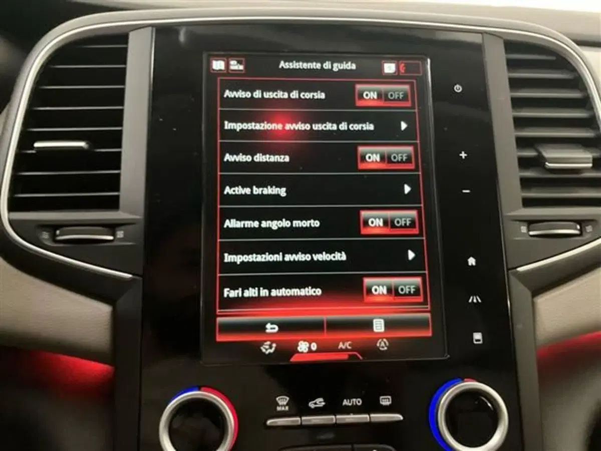 Renault Talisman SporTour usata a Como (18)
