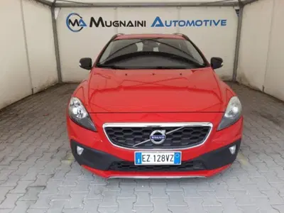 Volvo V40 Cross Country T4 AWD Geartronic Kinetic del 2015 usata a Firenze
