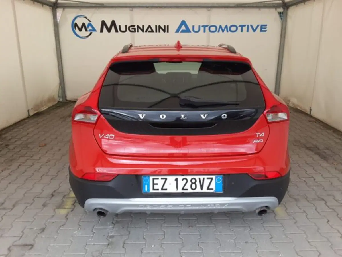 Volvo V40 Cross Country usata a Firenze (11)