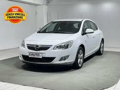 Opel Astra 1.4 100CV 5 porte Elective del 2001 usata a Montagna in Valtellina