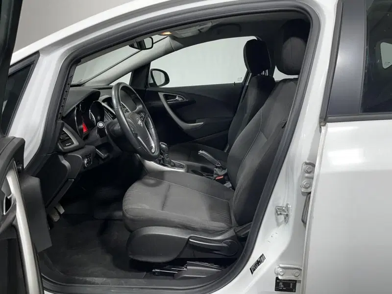 Opel Astra usata a Sondrio (10)