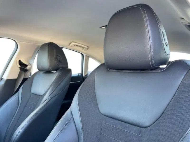 BMW i4 usata a Lecce (14)