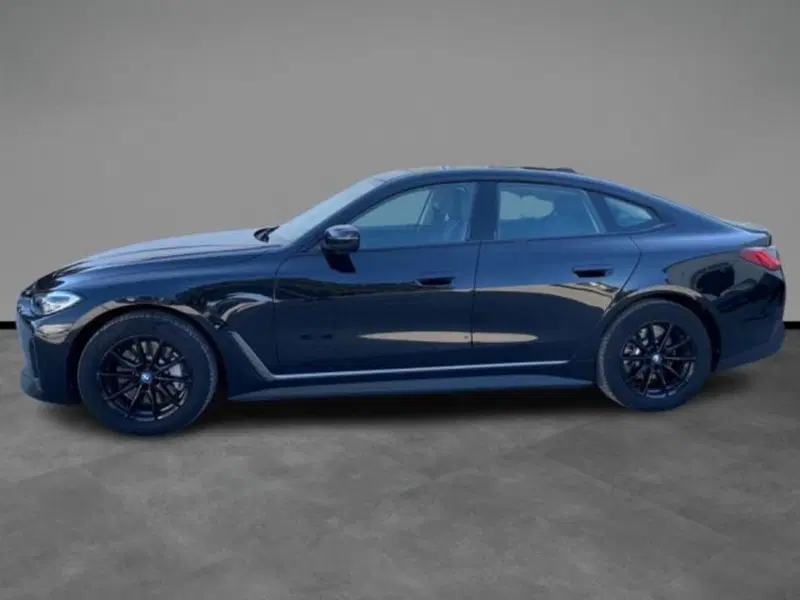 BMW i4 usata a Lecce (2)