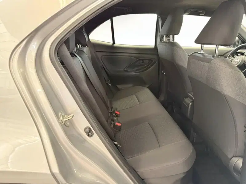 Toyota Yaris Cross usata a Monza e Brianza (11)