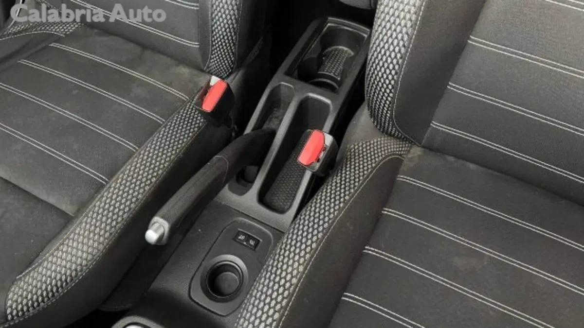 Dacia Duster usata a Reggio Calabria (17)