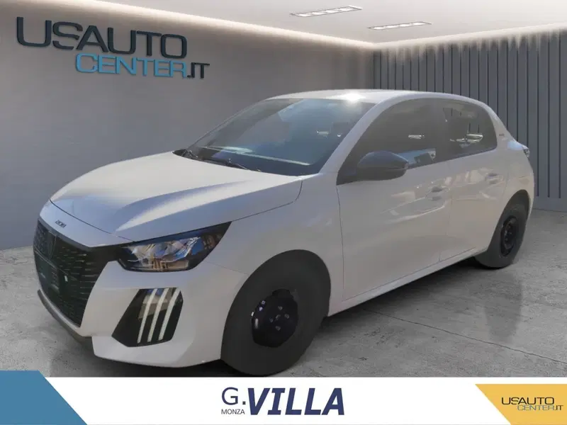 Peugeot 208 nuova a Milano