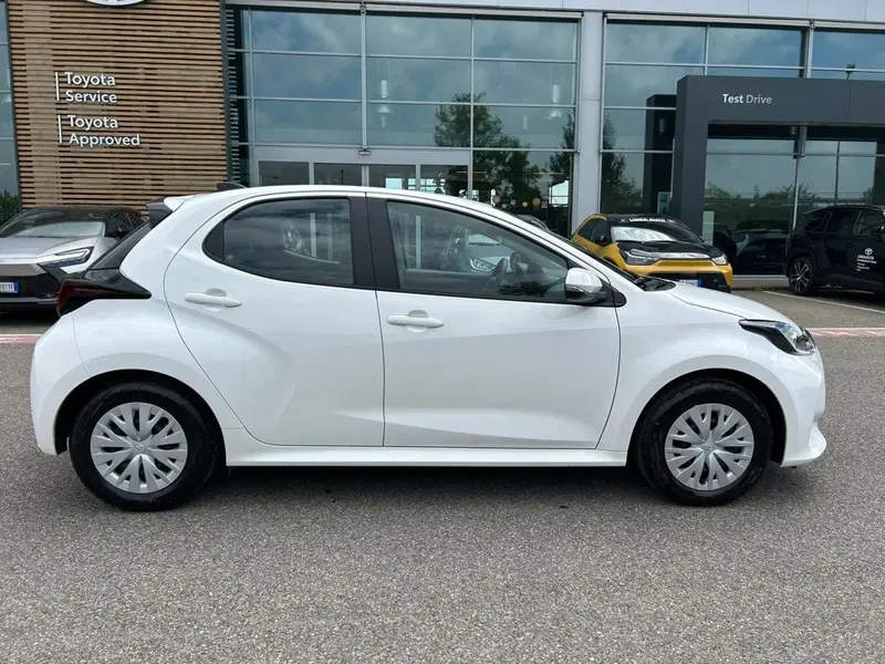 Toyota Yaris usata a Piacenza (6)