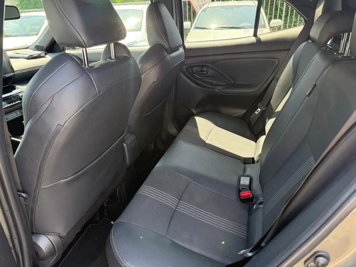 Toyota Yaris Cross usata a Piacenza (12)