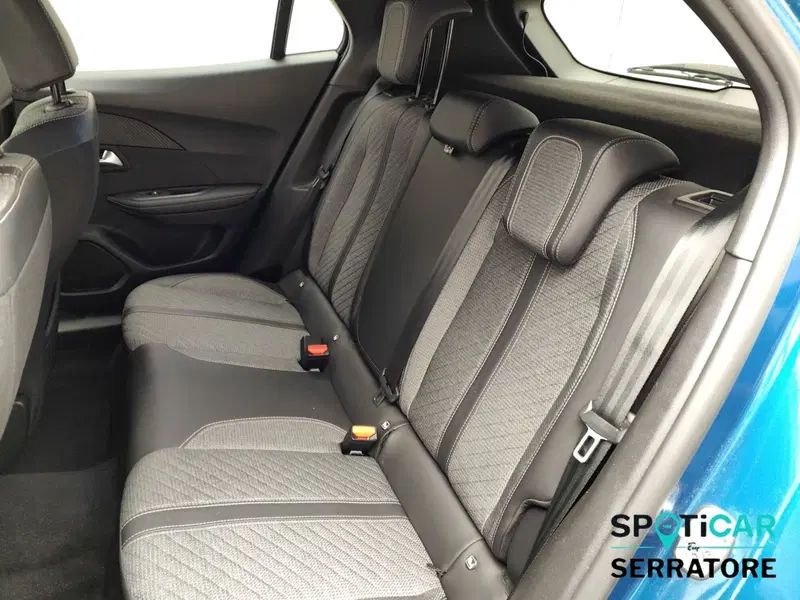 Peugeot 2008 usata a Como (10)
