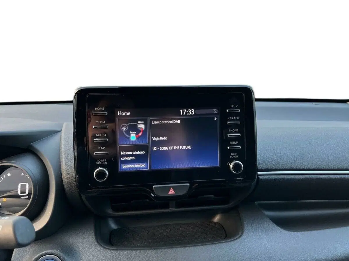 Toyota Yaris usata a Lecco (13)