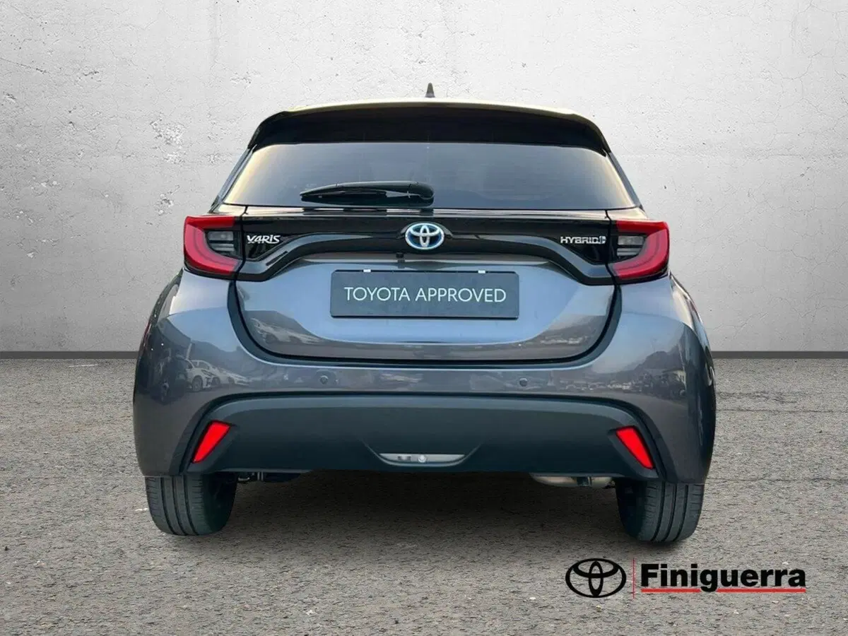 Toyota Yaris usata a Lecco (4)