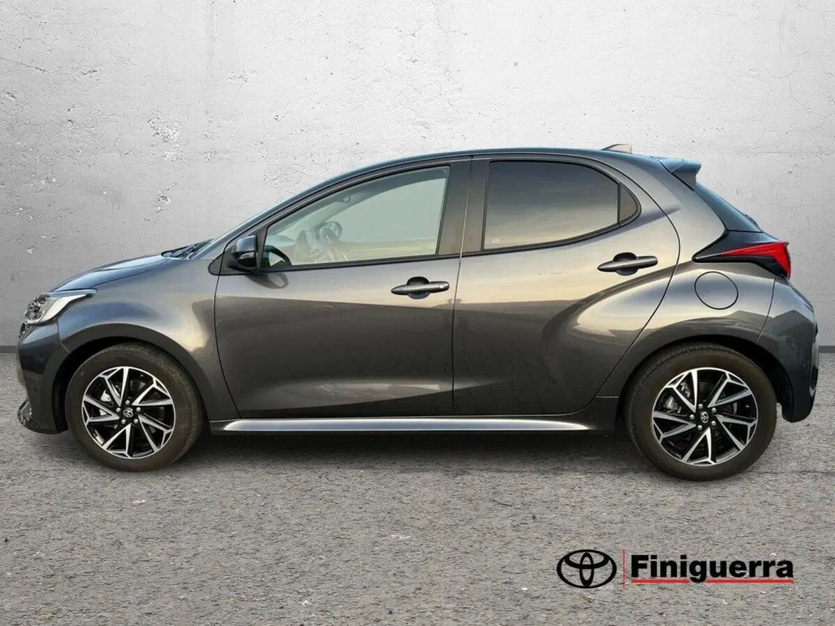 Toyota Yaris usata a Lecco (7)