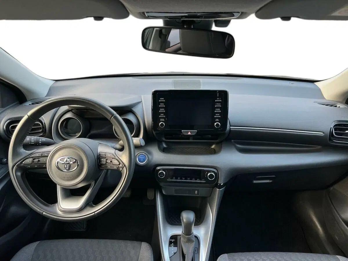 Toyota Yaris usata a Lecco (9)