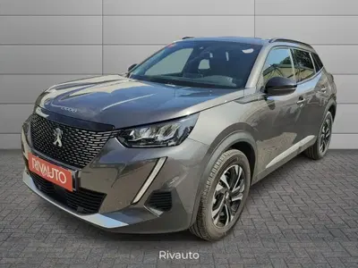 Peugeot 2008 PureTech 130 S&amp;S Allure Pack del 2023 usata a Como