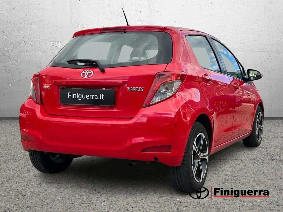 Toyota Yaris usata a Sondrio (4)