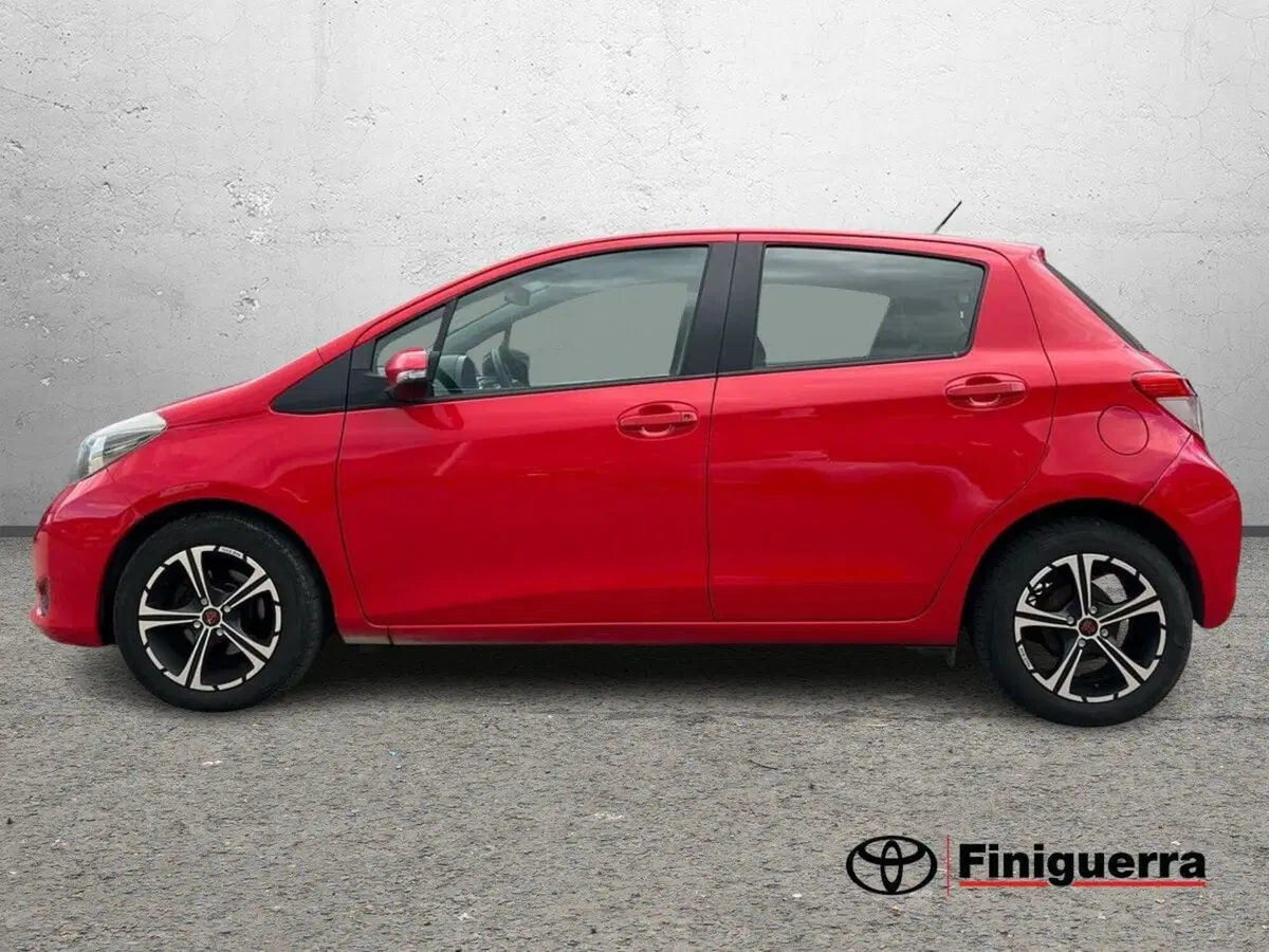 Toyota Yaris usata a Sondrio (6)