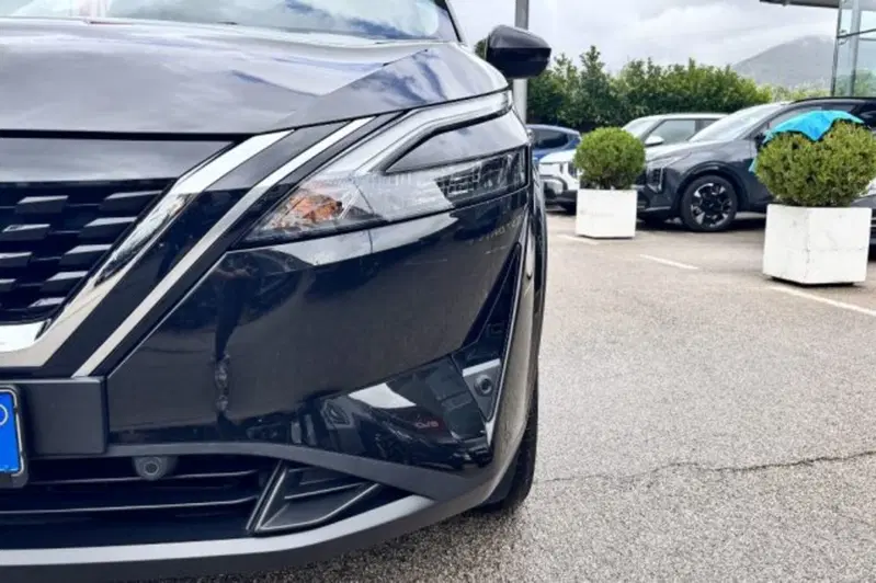 Nissan Qashqai usata a Latina (11)
