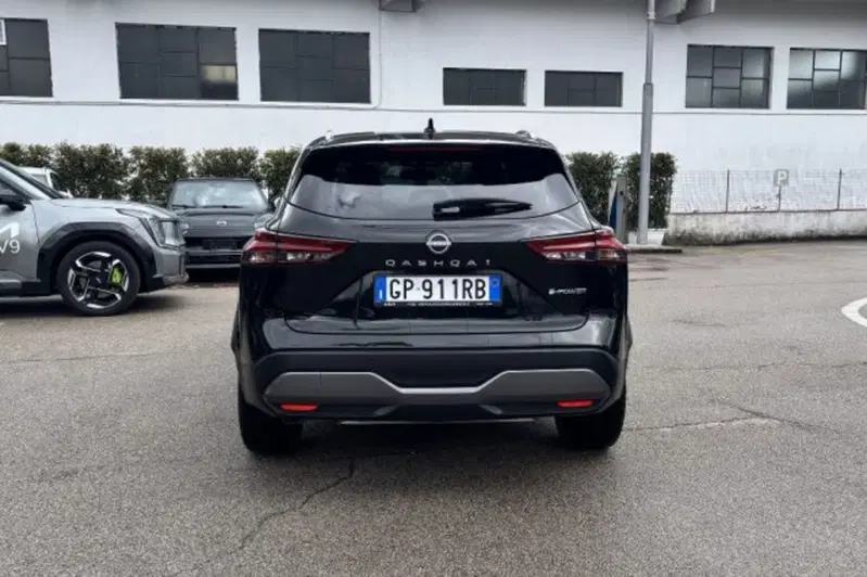 Nissan Qashqai usata a Latina (6)