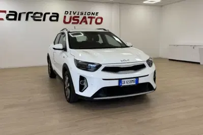 Kia Stonic 1.2 ECO GPL Urban del 2022 usata a Fondi
