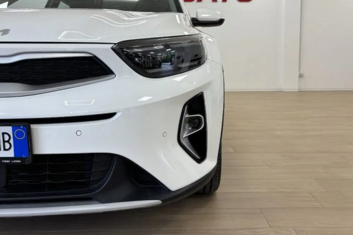 Kia Stonic usata a Latina (11)