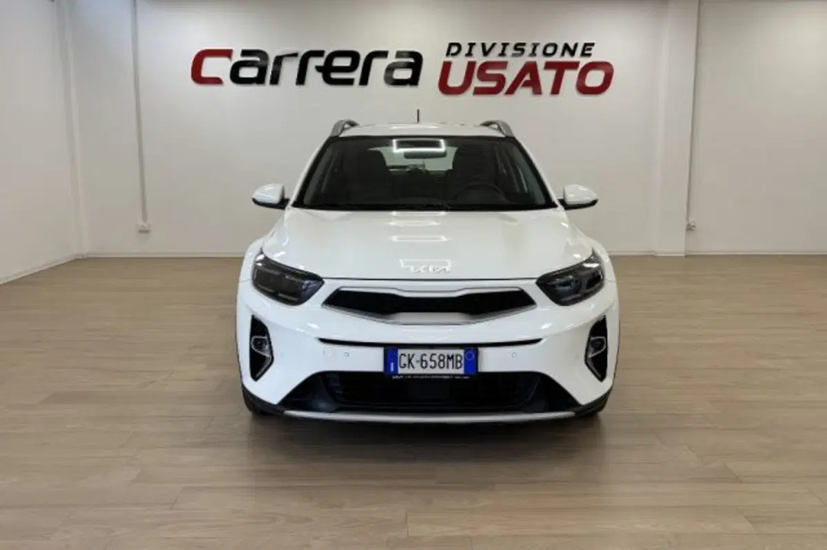 Kia Stonic usata a Latina (2)