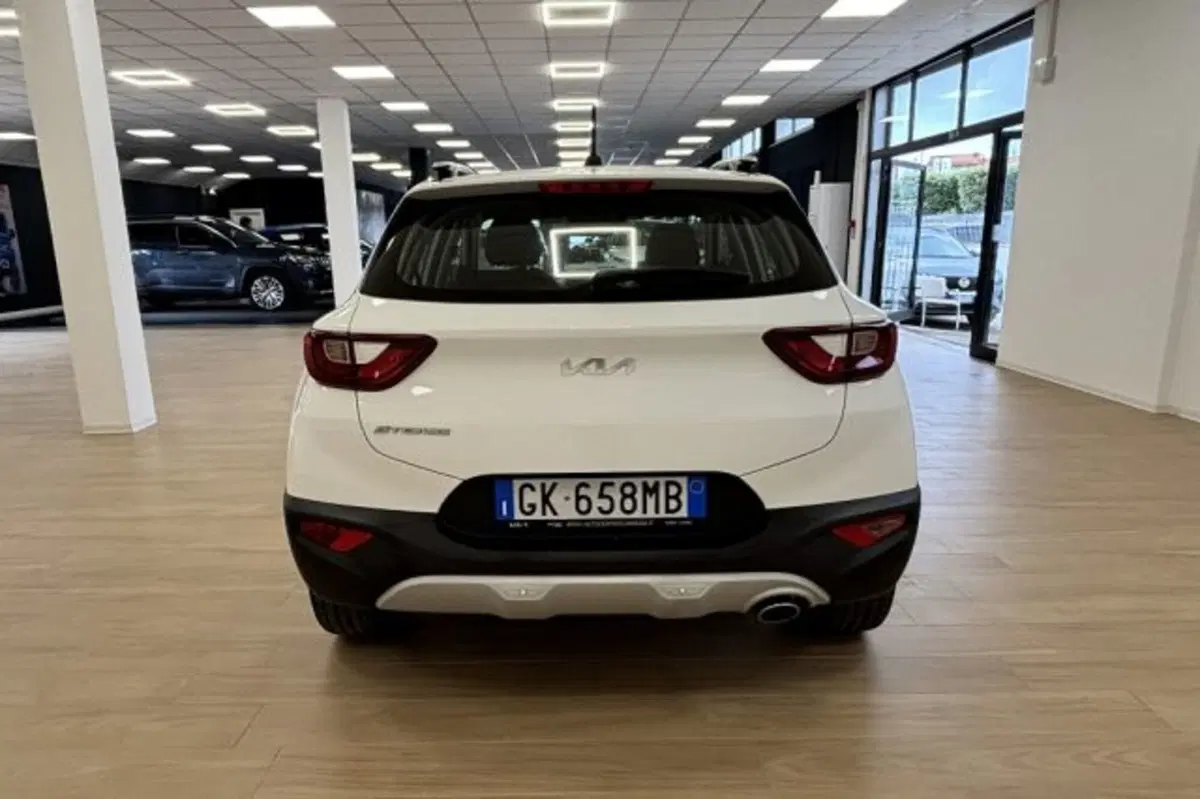 Kia Stonic usata a Latina (6)