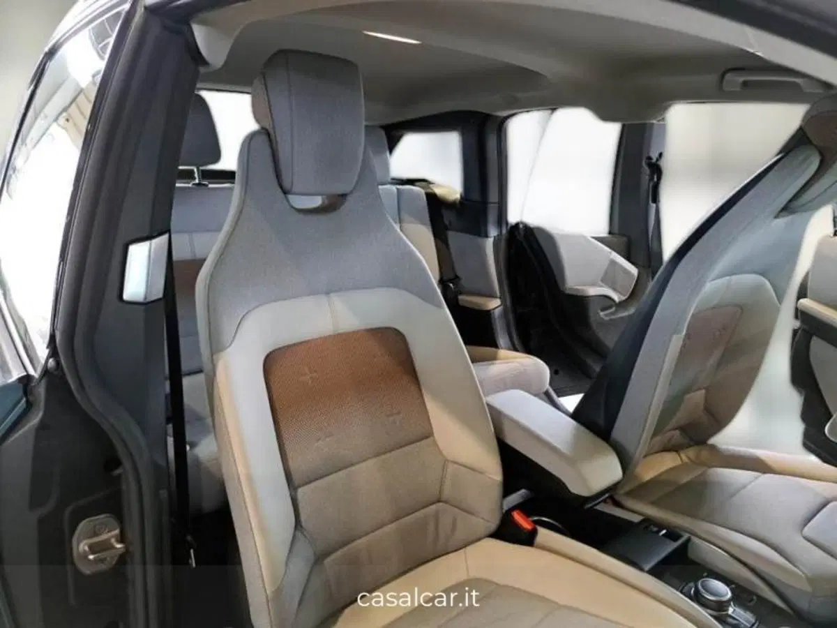 BMW i3 usata a Salerno (11)