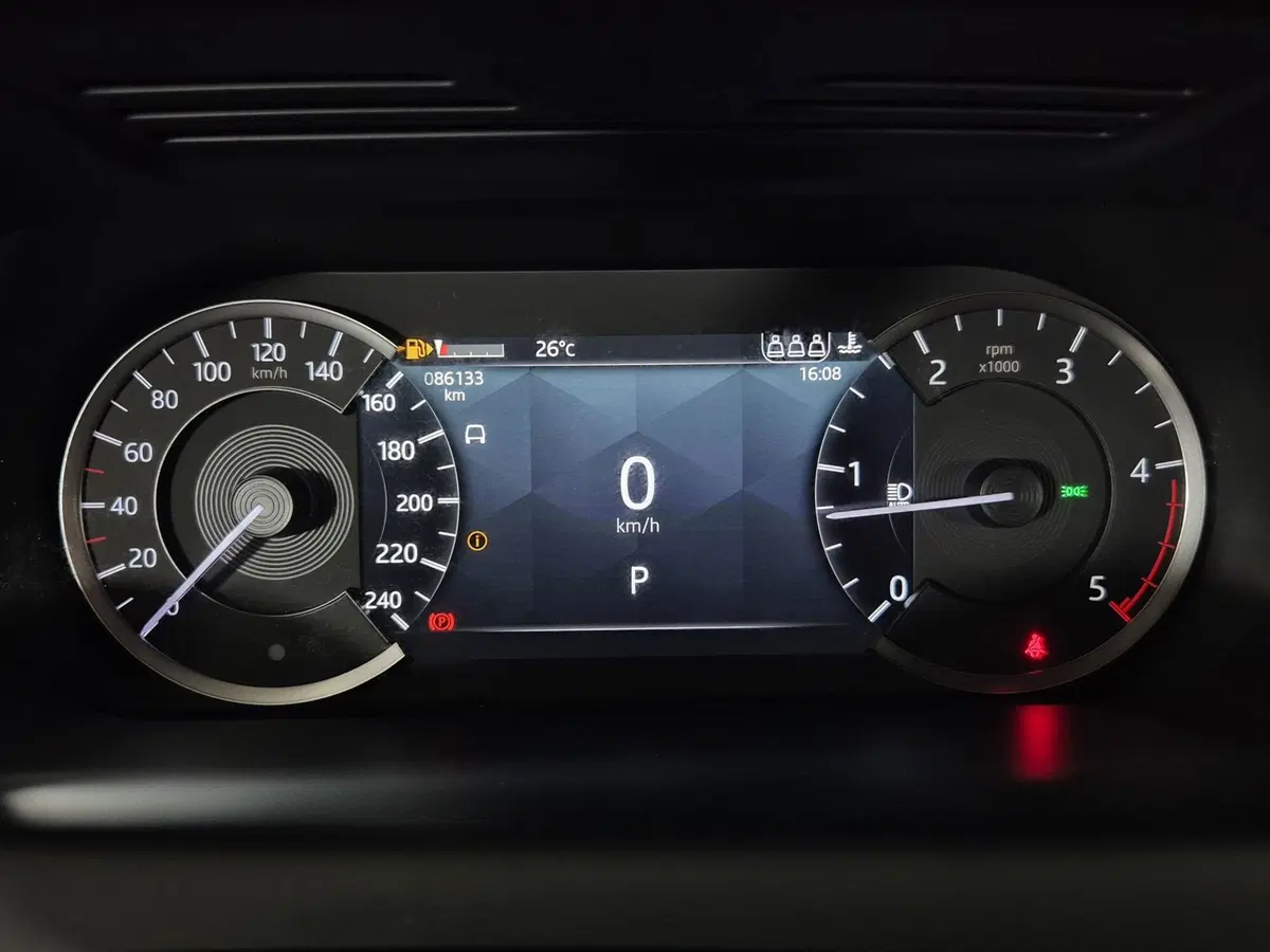 Land Rover Discovery Sport usata a Torino (14)