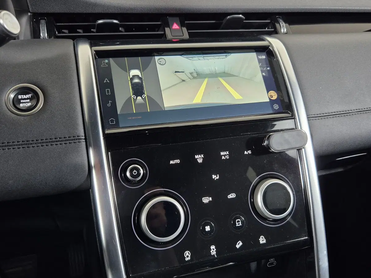 Land Rover Discovery Sport usata a Torino (16)