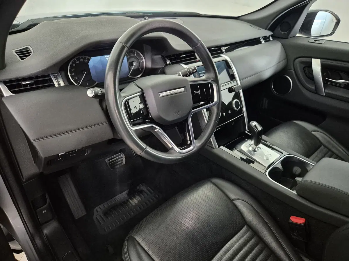 Land Rover Discovery Sport usata a Torino (17)