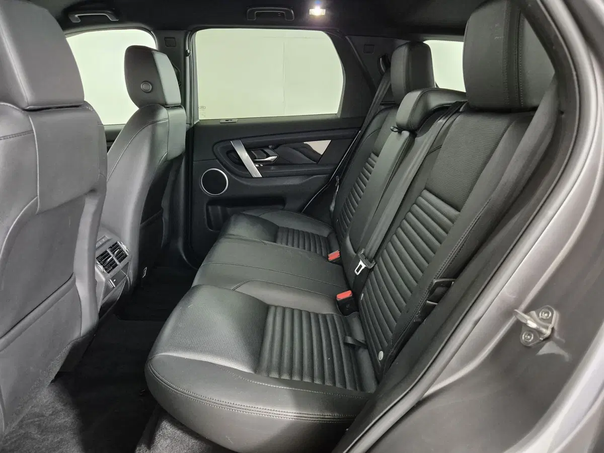 Land Rover Discovery Sport usata a Torino (5)