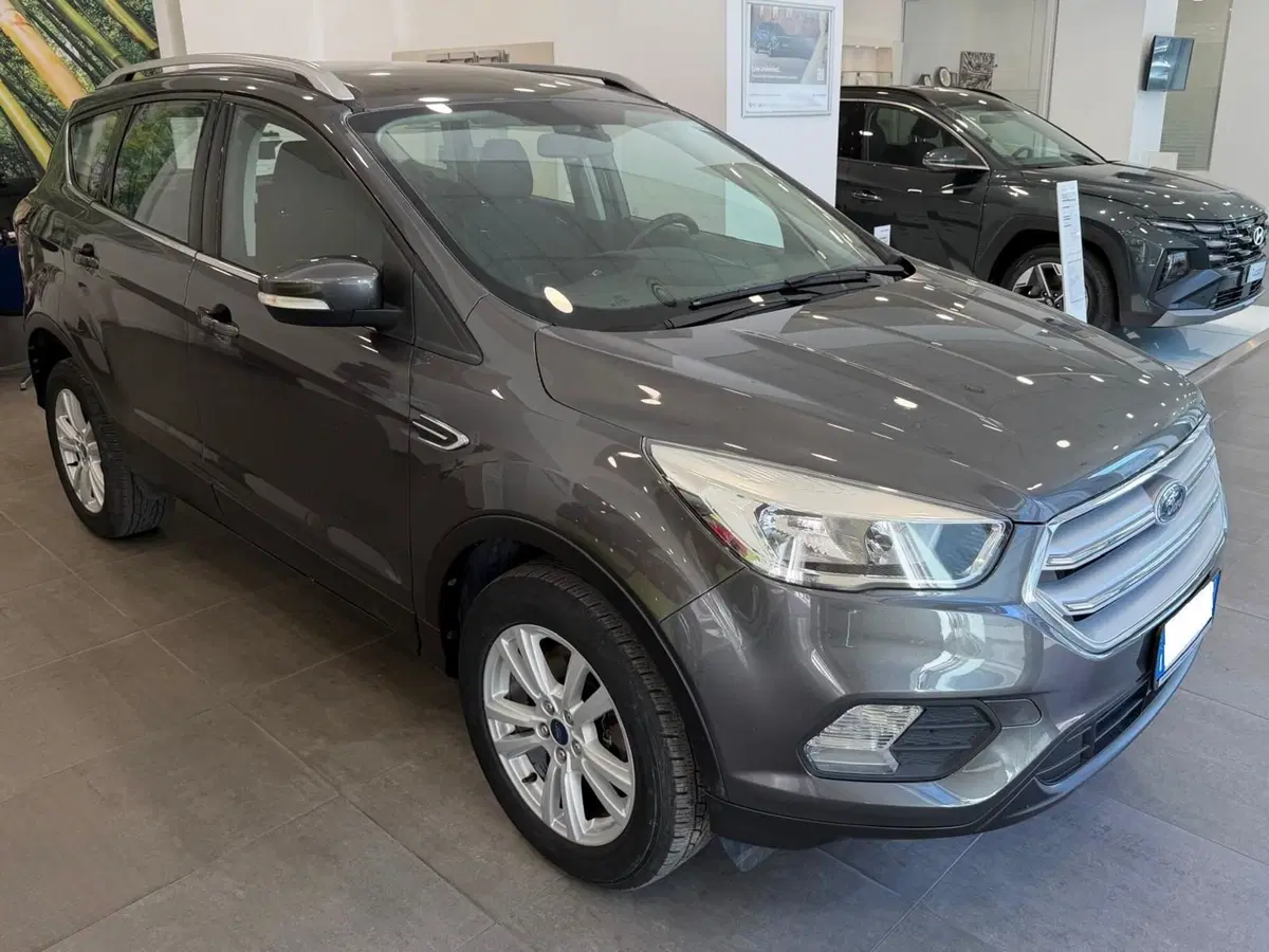 Ford Kuga usata a Napoli