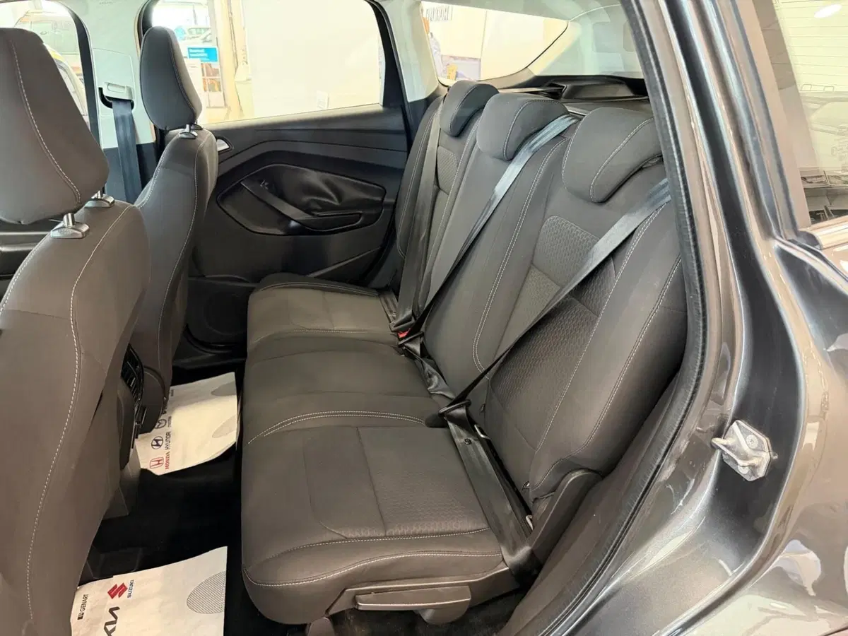Ford Kuga usata a Napoli (15)