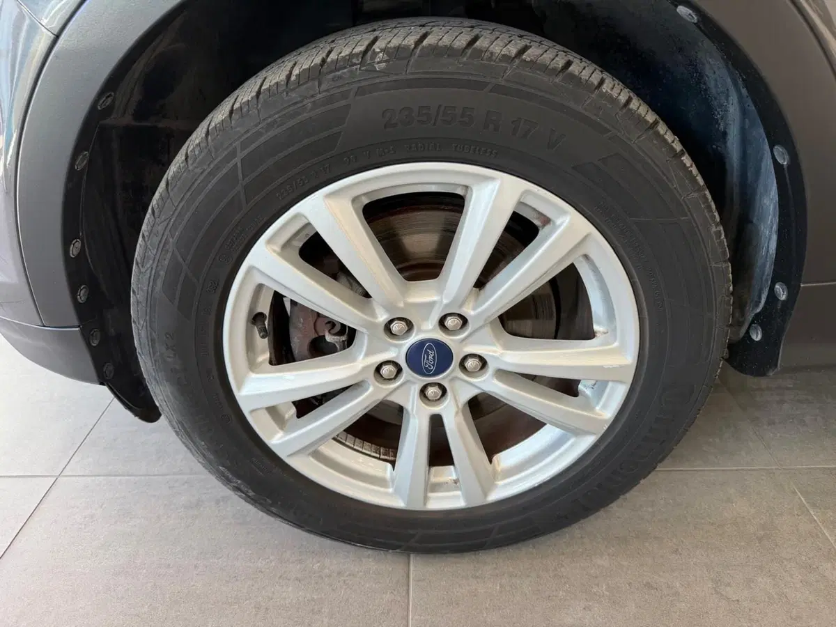 Ford Kuga usata a Napoli (17)