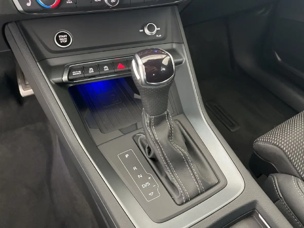 Audi Q3 Sportback usata a Torino (14)