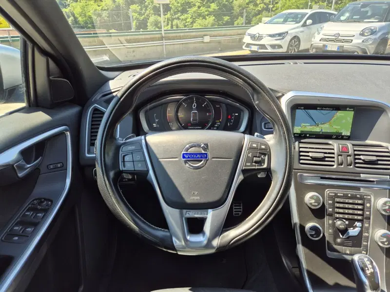Volvo XC60 usata  (18)