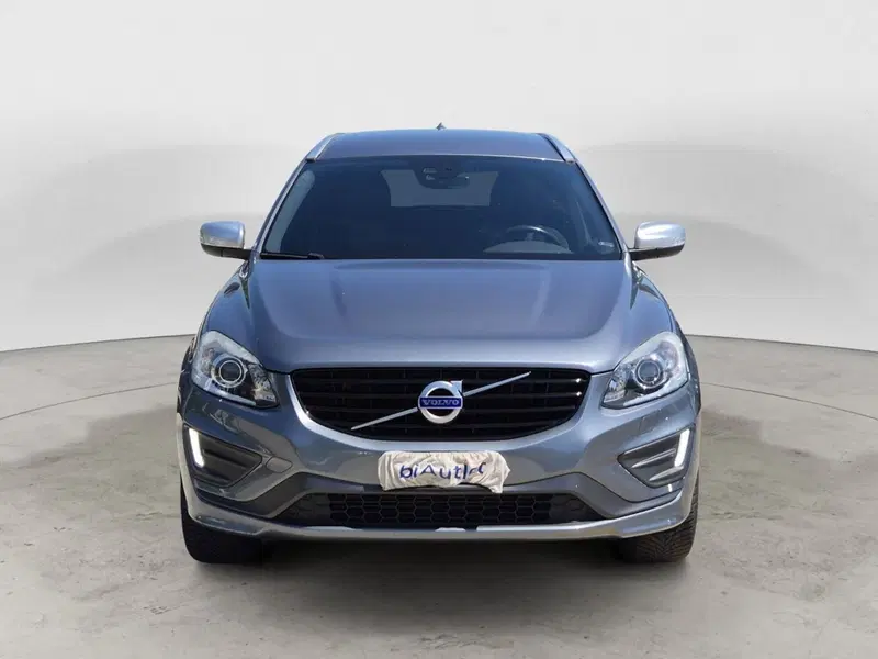 Volvo XC60 usata  (2)