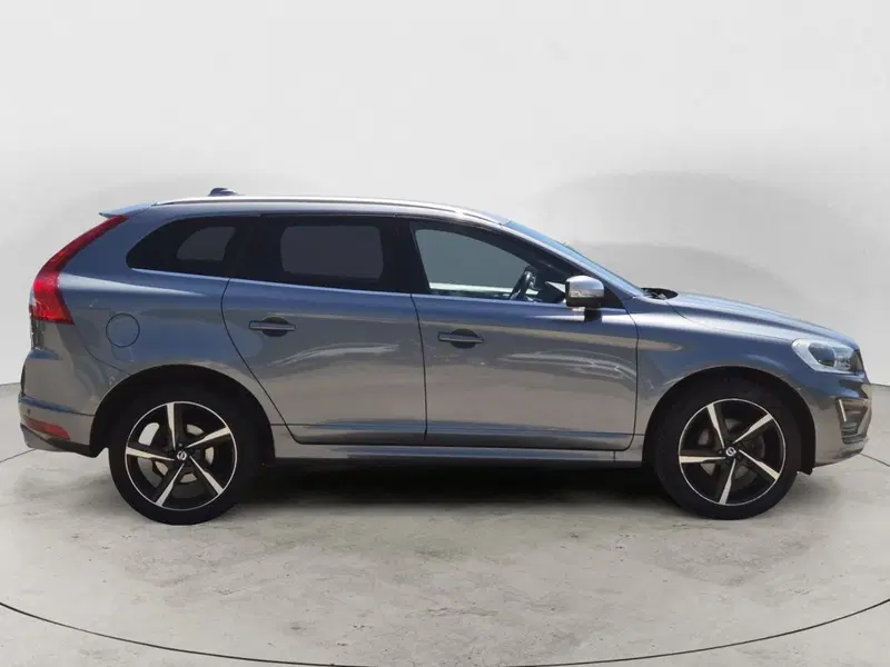 Volvo XC60 usata  (5)