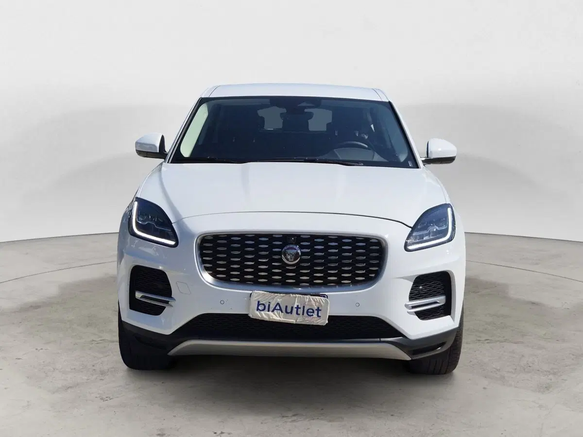 Jaguar E-Pace usata  (2)