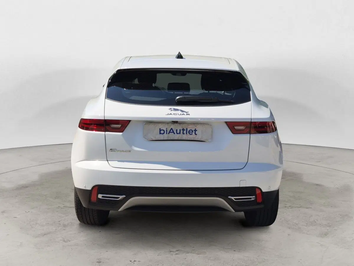 Jaguar E-Pace usata  (3)